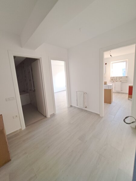 Titan, 2 camere Pallady, metrou Teclu, 55 mp, incalzire pardoseala, mutare 2025,