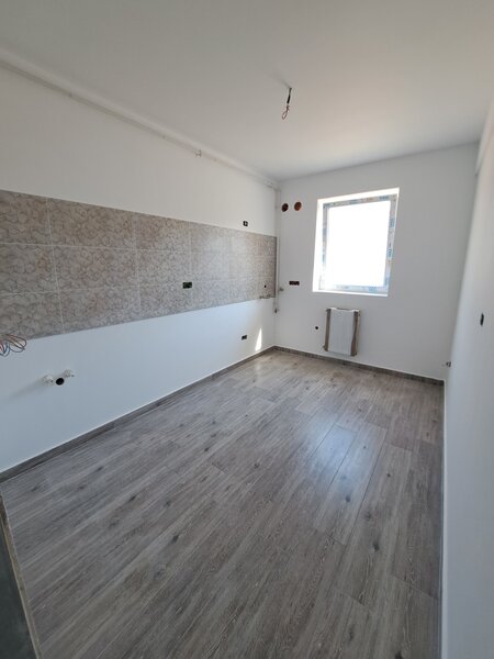 Titan, 2 camere Pallady, metrou Teclu, 55 mp, incalzire pardoseala, mutare 2025,